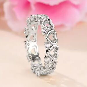 Silver Heart Design Women's Ring size 7